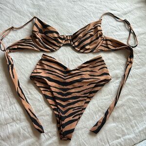 Skatie Swim tiger two piece